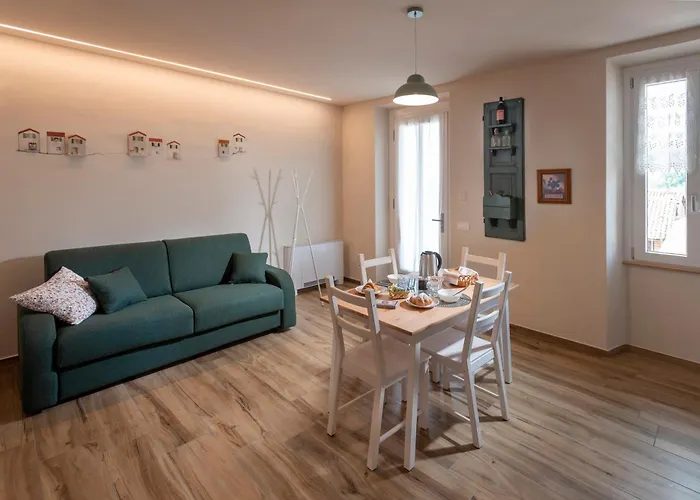 Casa Bordesini Ла Морра